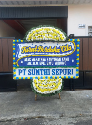 Papan Bunga Duka di Lapulu