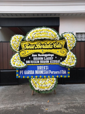 Papan Bunga Duka di Lapulu